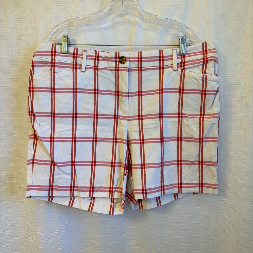 Lands End Womens 16P Red White Plaid Mid Rise Chino Shorts Cotton Stretch Preppy